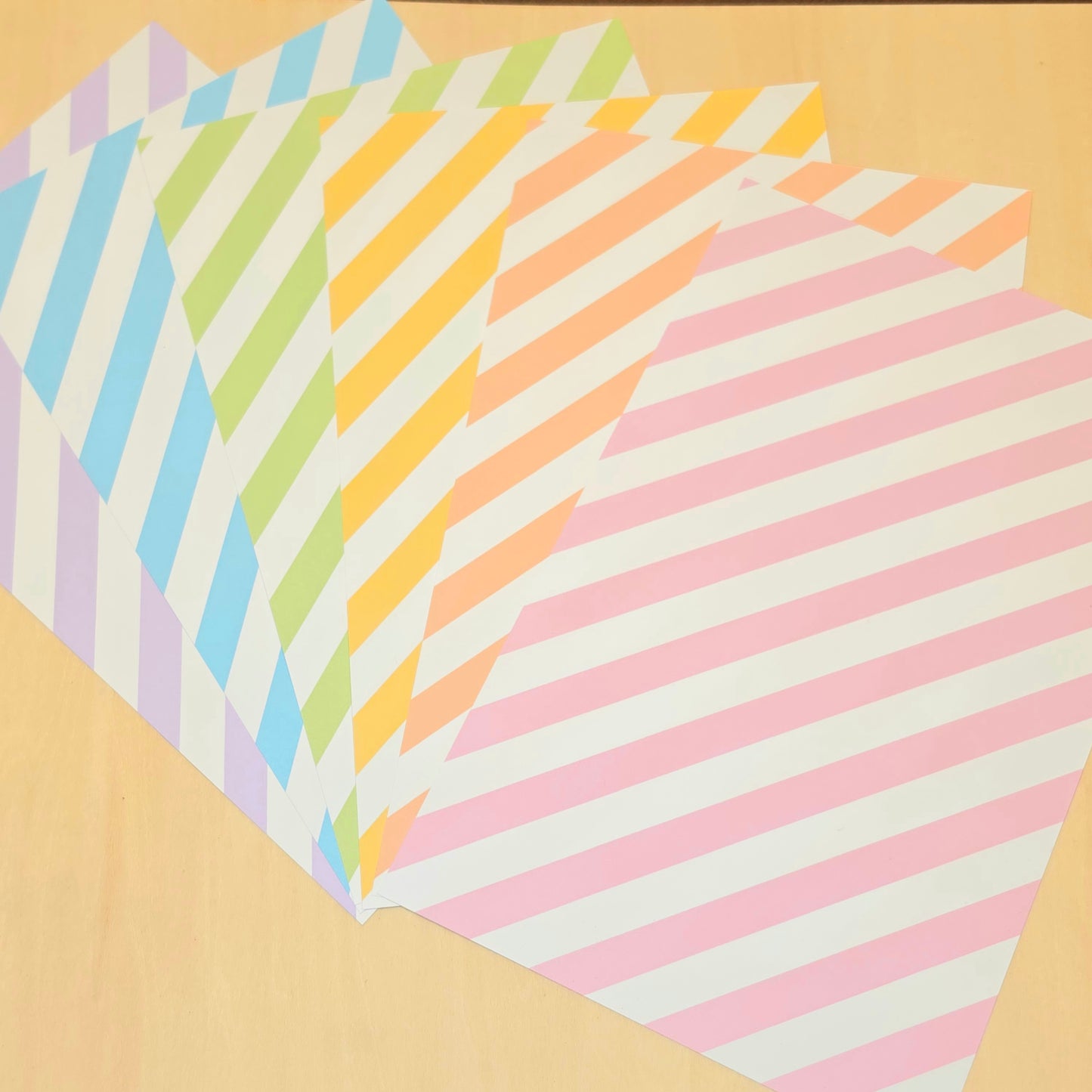 Vol.06. Stripes Collection Journal Paper (48 sheets)