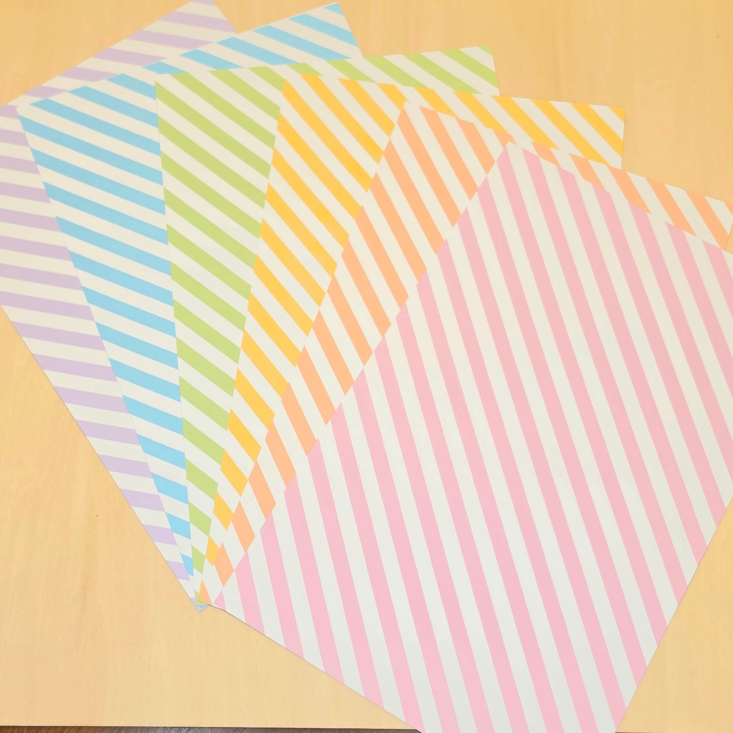 Vol.06. Stripes Collection Journal Paper (48 sheets)